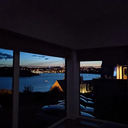 公寓 Summercove Pod - Sea Views Dream Of 金塞尔